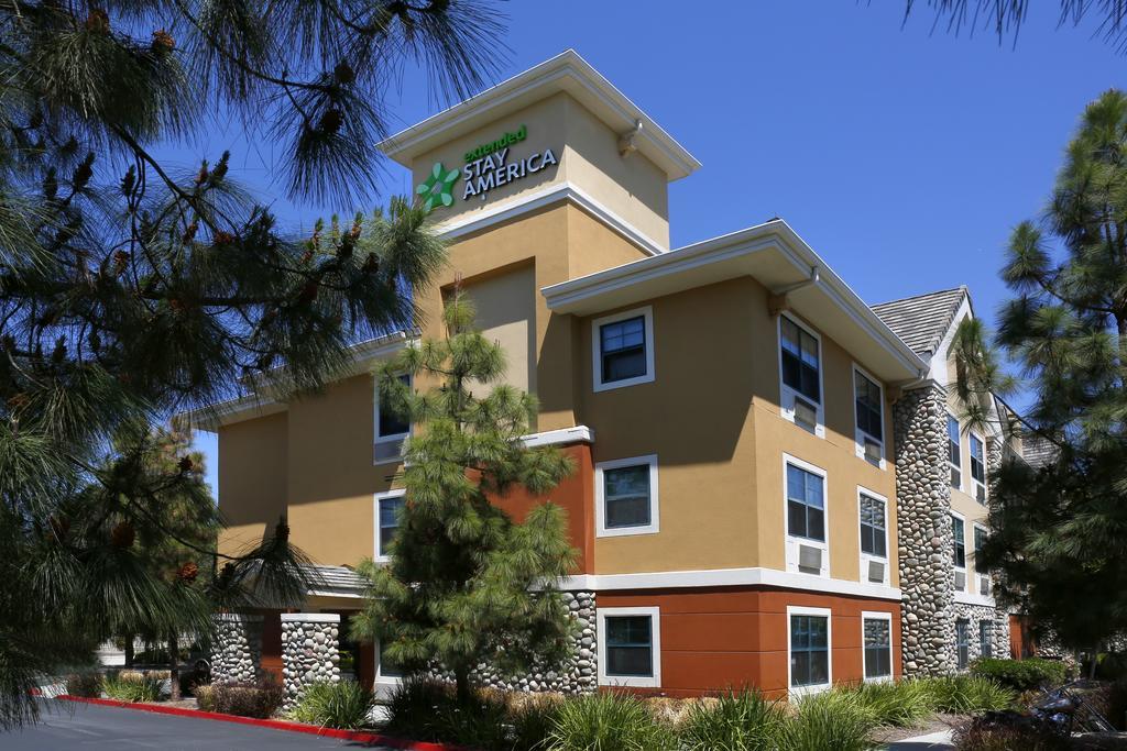 Extended America - - Wine Country Temecula